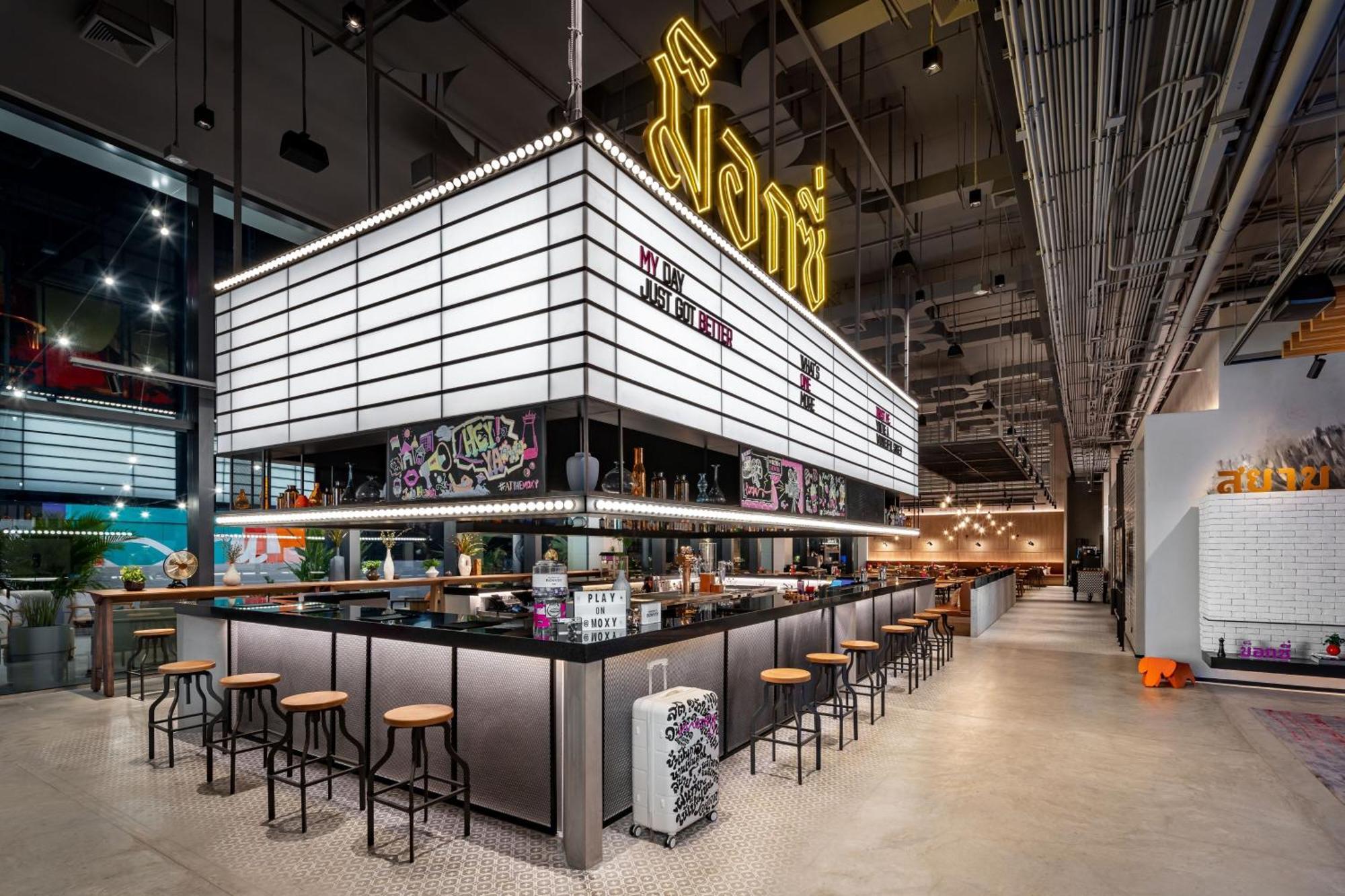 Hotel Moxy Bangkok Ratchaprasong Exteriér fotografie