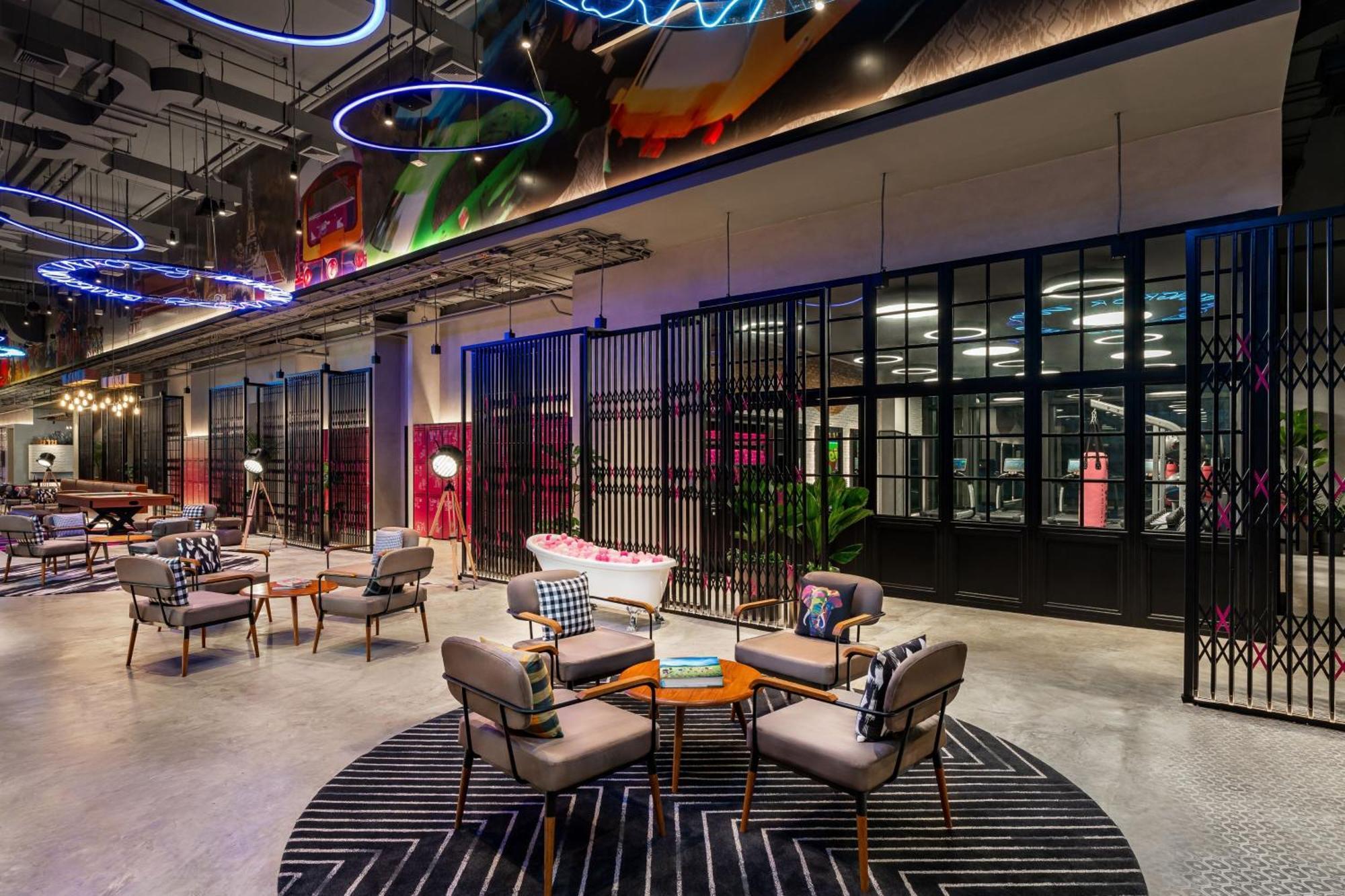 Hotel Moxy Bangkok Ratchaprasong Exteriér fotografie
